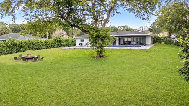 5939 NW 79th Way, Parkland, FL 33067