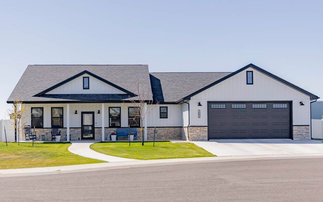 1090 Morning Glory Ln, Powell, WY 82435 property photo