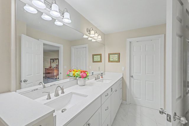 1713 Greystone Boulevard 35, Mount Pleasant, SC 29464