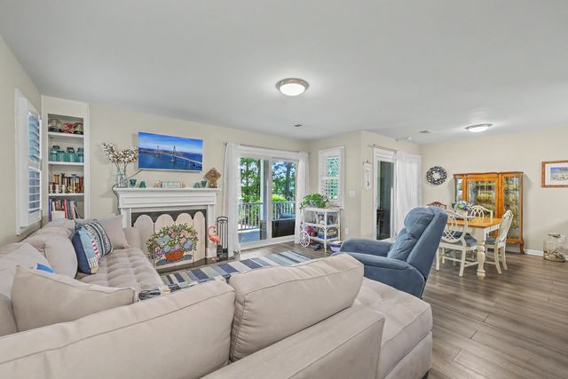 1713 Greystone Boulevard 35, Mount Pleasant, SC 29464