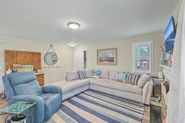 1713 Greystone Boulevard 35, Mount Pleasant, SC 29464