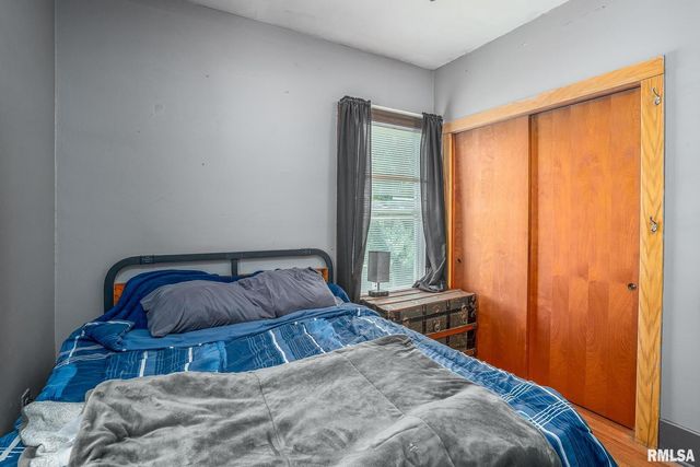 407 1ST Avenue, Albany, IL 61230