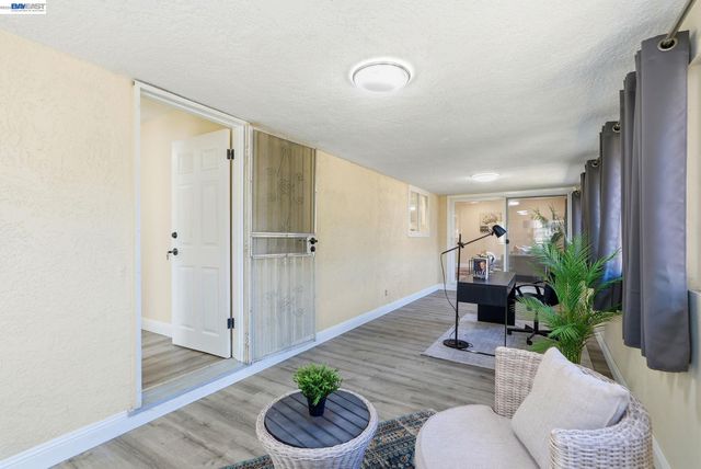 1204 Vistagrand Dr, San Leandro, CA 94577