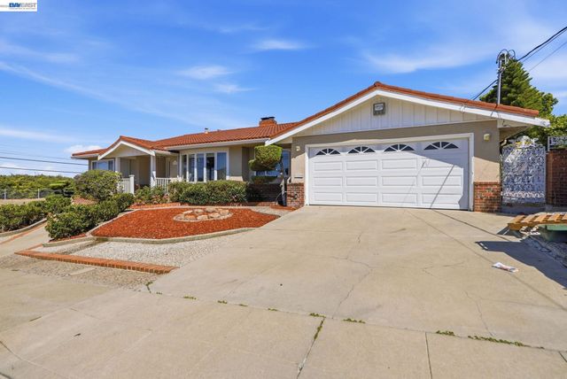 1204 Vistagrand Dr, San Leandro, CA 94577