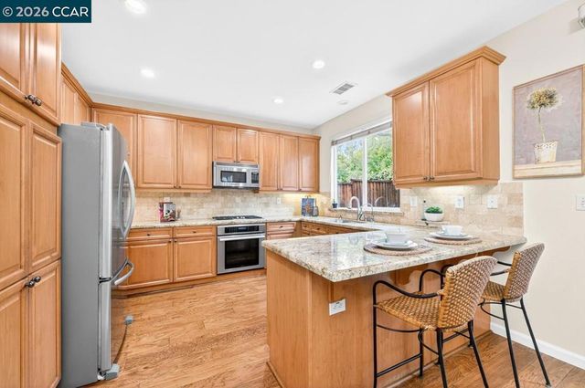 5764 Idlewood St, Dublin, CA 94568