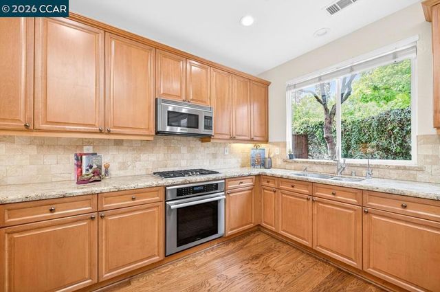 5764 Idlewood St, Dublin, CA 94568