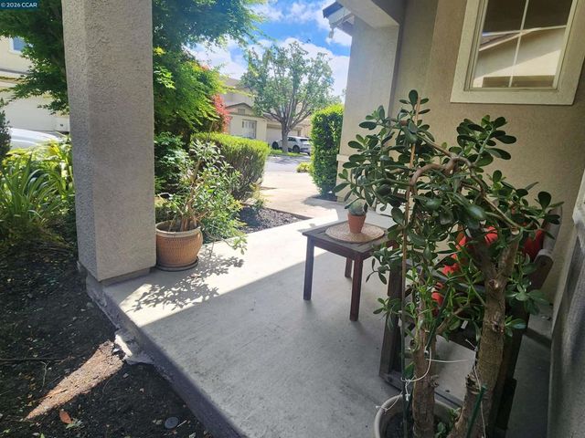 5764 Idlewood St, Dublin, CA 94568