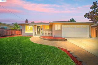 1435 Bouret Dr, San Jose, CA 95118