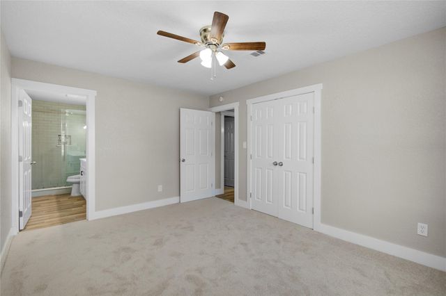 209 N Lazy Lane, Clute, TX 77531