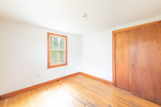 8 Providence St, Falmouth, MA 02536