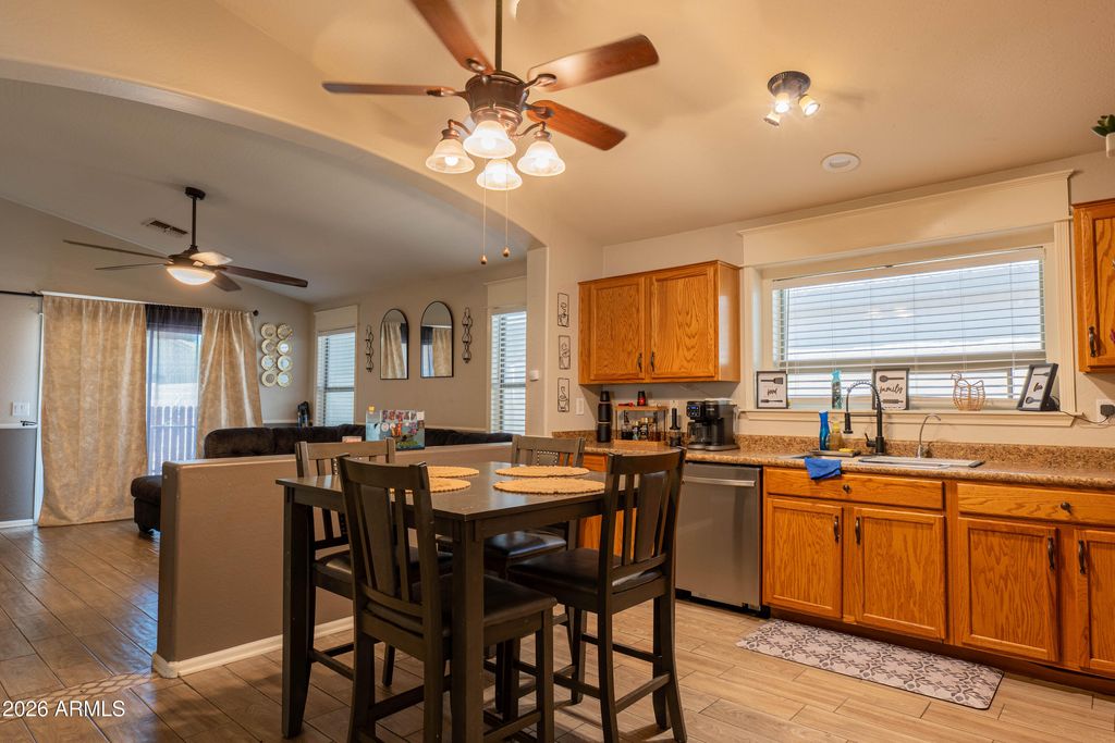 40853 W SANDERS Way, Maricopa, AZ 85138 — photo 4