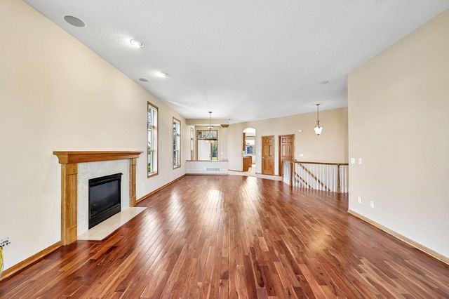 4575 Jewel Lane N, Plymouth, MN 55446