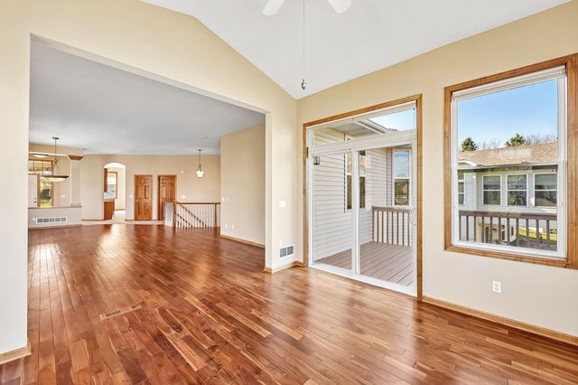 4575 Jewel Lane N, Plymouth, MN 55446