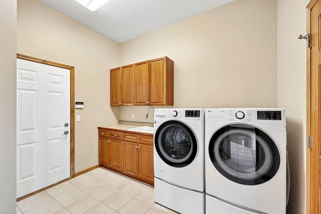 4575 Jewel Lane N, Plymouth, MN 55446