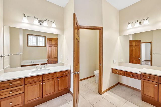 4575 Jewel Lane N, Plymouth, MN 55446