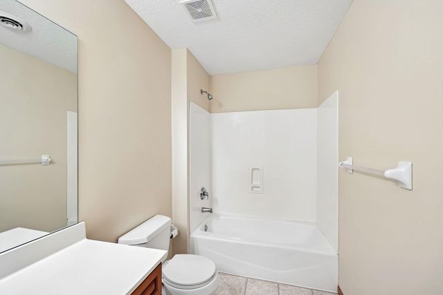 4575 Jewel Lane N, Plymouth, MN 55446