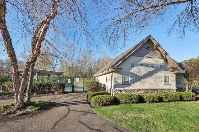 4575 Jewel Lane N, Plymouth, MN 55446