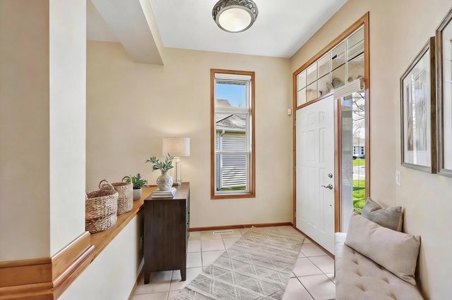 4575 Jewel Lane N, Plymouth, MN 55446