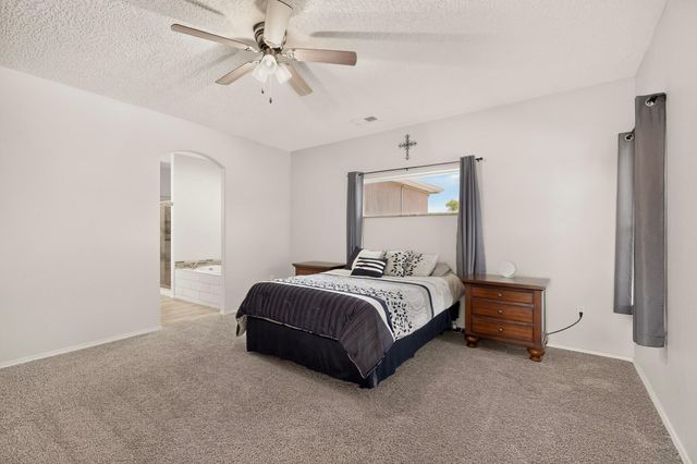 5 Eli Court, Belen, NM 87002