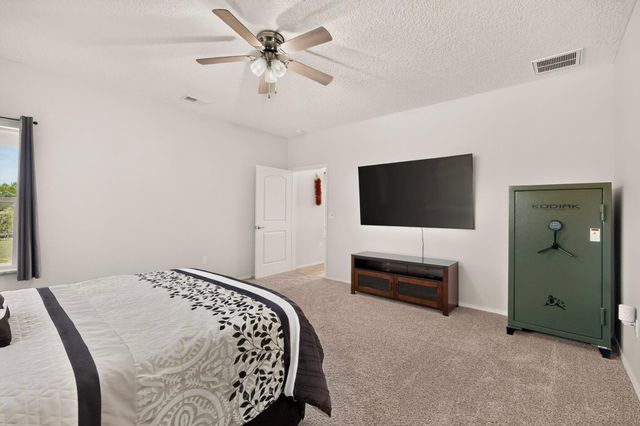 5 Eli Court, Belen, NM 87002
