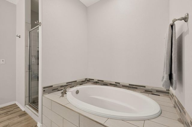 5 Eli Court, Belen, NM 87002