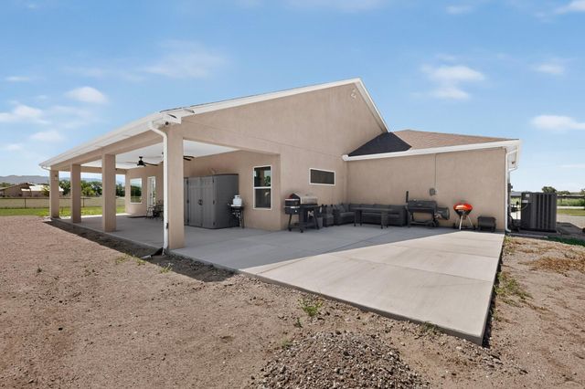 5 Eli Court, Belen, NM 87002