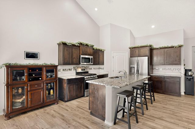 5 Eli Court, Belen, NM 87002