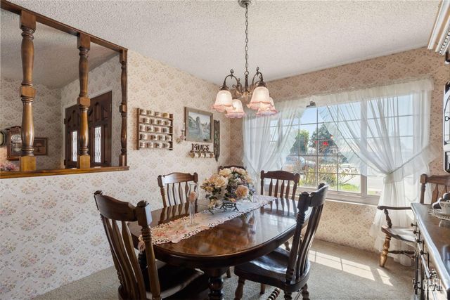 7240 Olive Drive, Bakersfield, CA 93308