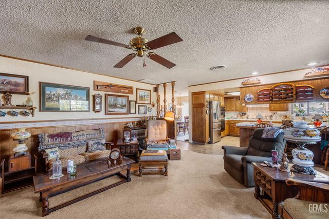 7240 Olive Drive, Bakersfield, CA 93308