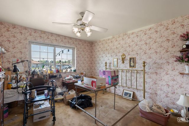 7240 Olive Drive, Bakersfield, CA 93308