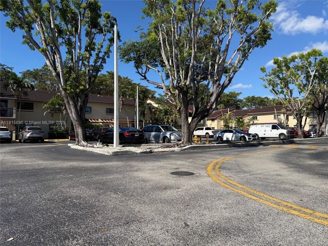 6225 SW 136th Ct C209, Miami, FL 33183