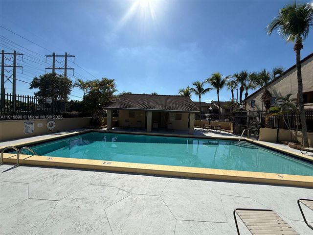 6225 SW 136th Ct C209, Miami, FL 33183