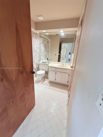 6225 SW 136th Ct C209, Miami, FL 33183