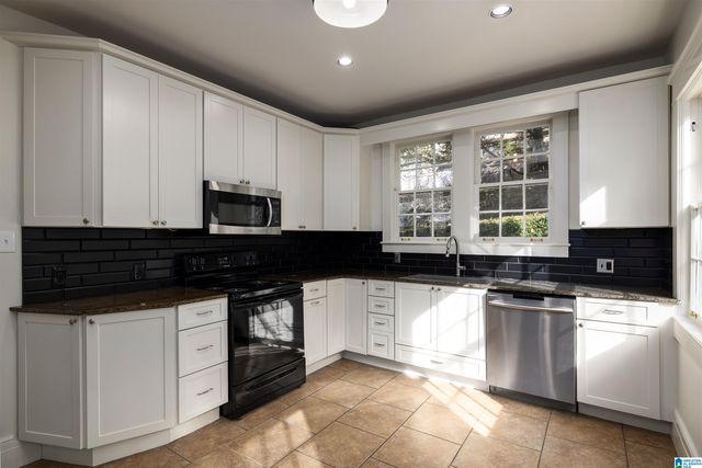 4215 CLIFF ROAD S, Birmingham, AL 35222