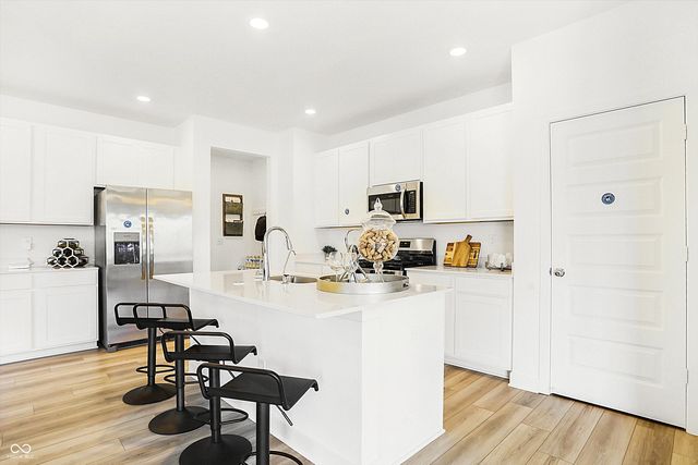 6053 Slippery Elm Bend, Noblesville, IN 46062