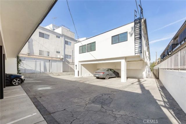 13018 Valleyheart Drive 4, Studio City, CA 91604