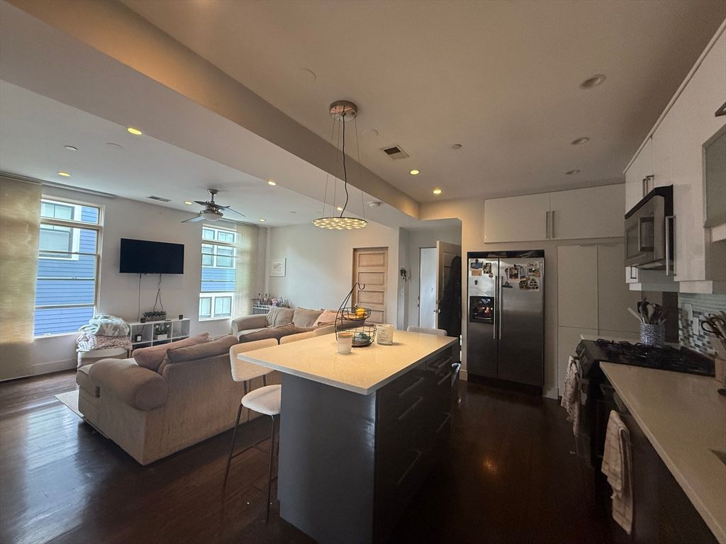 44 Saint Margaret St 3, Boston, MA 02125