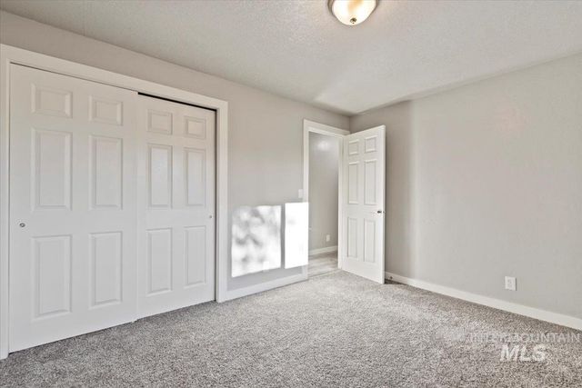 10033 W Idlewood Drive, Boise, ID 83709