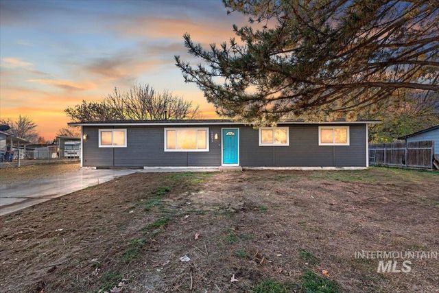 10033 W Idlewood Drive, Boise, ID 83709