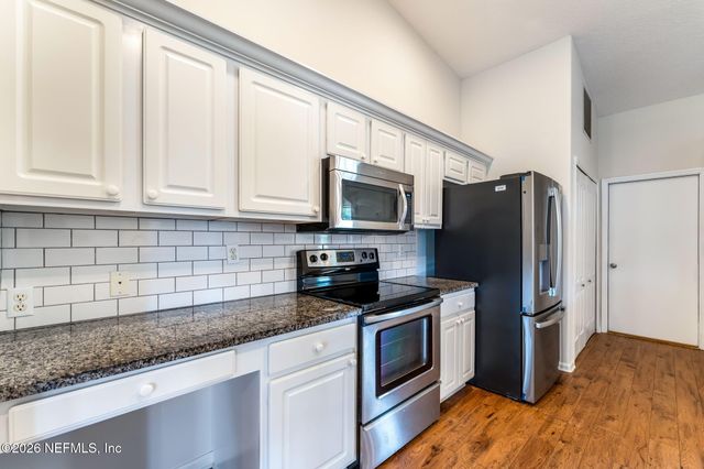 12838 CHETS CREEK Drive N, Jacksonville, FL 32224