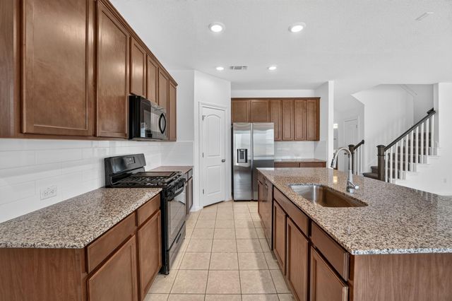 221 Sand Lily LN, Georgetown, TX 78626