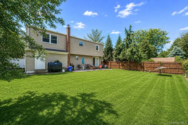 377 Montgomery Avenue, West Babylon, NY 11704