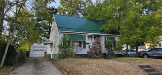 1049 Mckinley Street NE, Warren, OH 44483
