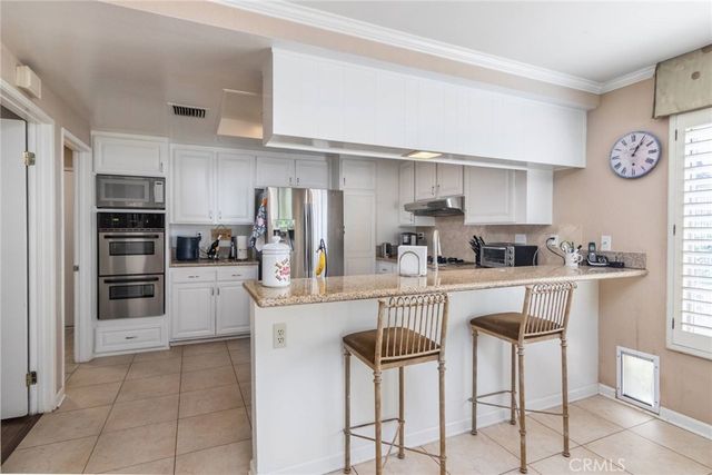 19343 Pauma Valley, Porter Ranch, CA 91326