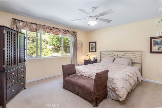 19343 Pauma Valley, Porter Ranch, CA 91326