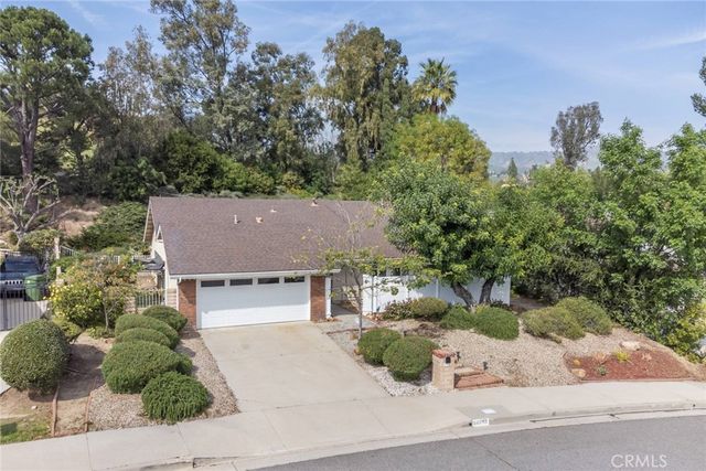 19343 Pauma Valley, Porter Ranch, CA 91326