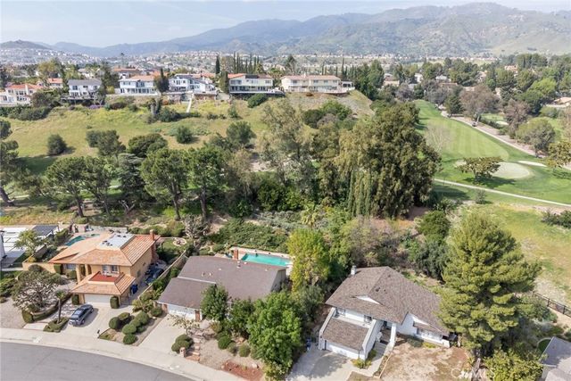 19343 Pauma Valley, Porter Ranch, CA 91326