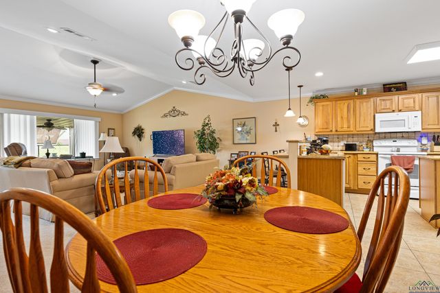 1444 Garner LN, Longview, TX 75605