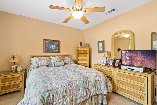 1444 Garner LN, Longview, TX 75605