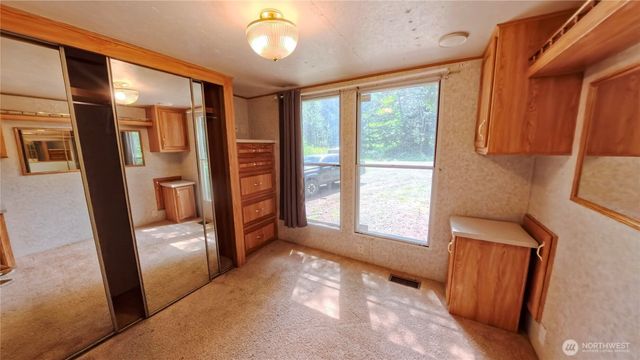 50 Dogwood Lane, Brinnon, WA 98320
